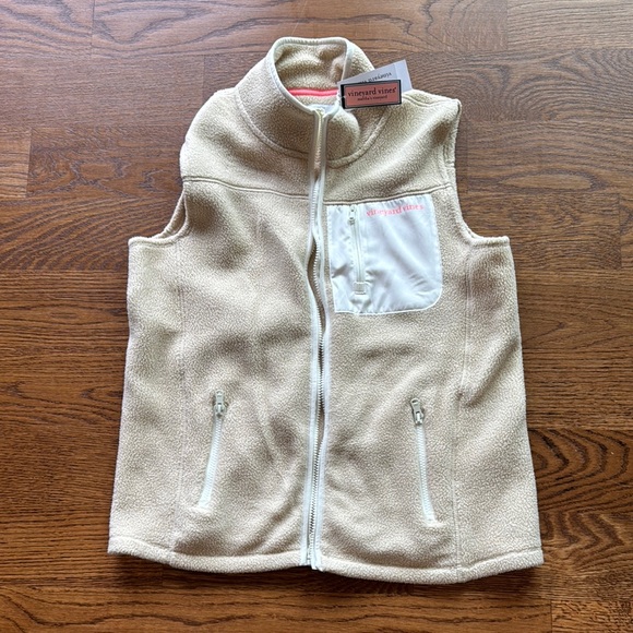 Vineyard Vines Beige Fleece Vest - Picture 1 of 3